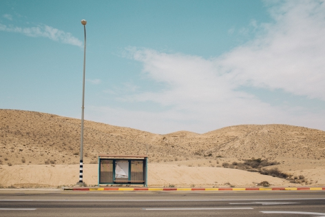  October 25, 2018. Beer Sheva. Israel. A bus stop on Route 40 from the south to the city of Beer Sheva. Even in the heart of the Neguev desert, the roads are impeccable, the bus stops regular and clean.
25 octobre 2018. Beer Sheva. Israel. Un arr?t de bus, sur la route 40 qui remonte du Sud jusqu'? la ville de Beer Sheva. M?me au coeur du d?sert du Neguev, les routes sont impeccables, les arr?ts de bus r?guliers et propres.